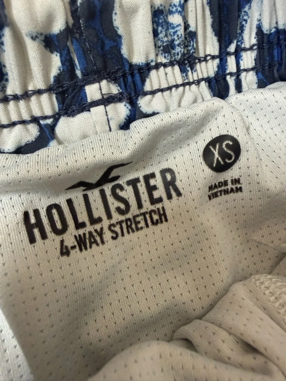 Hollister Floral Swim‎ Shorts - Navy/White Hibiscus - XS